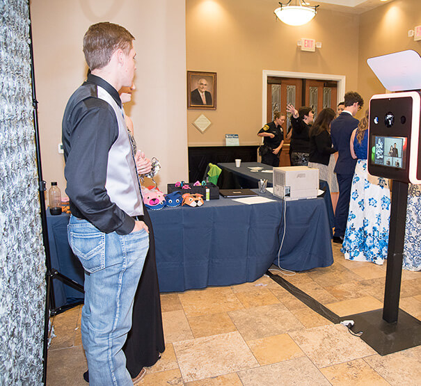 Party Fascinations | Prom